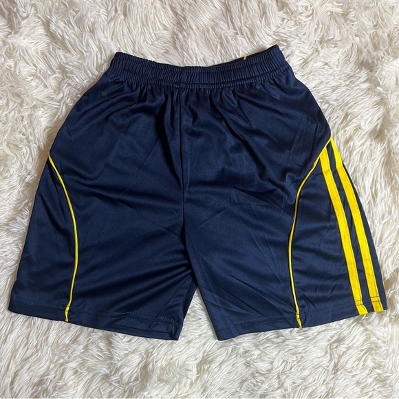 Kids/Youth Cristiano Ronaldo #7 Al Nassr Soccer Kit Size 26/Medium - Picture 4 of 10